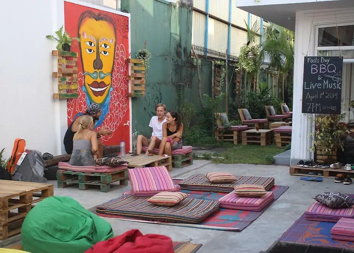 Groove House Hostels